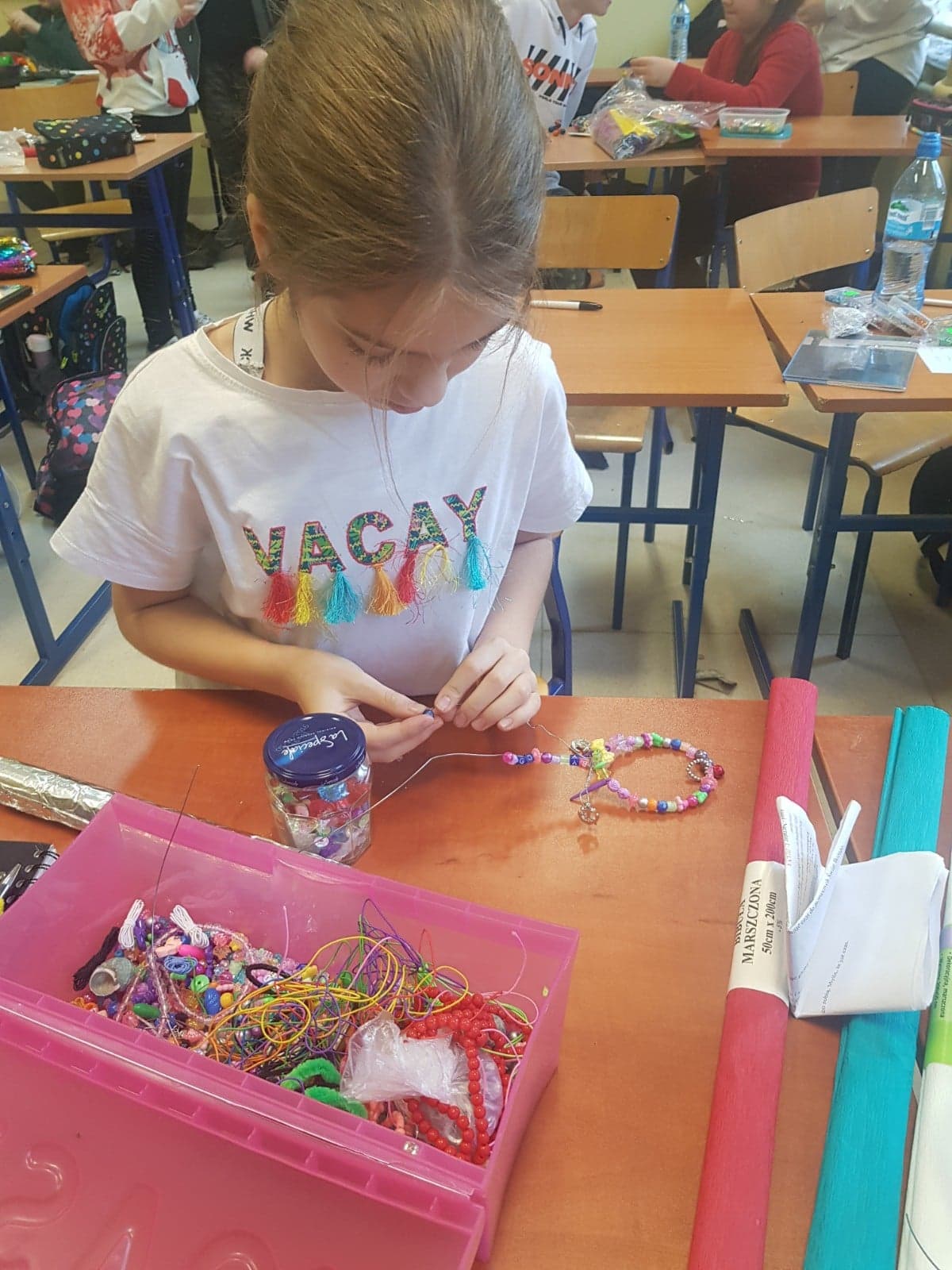 Cuda i cudeńka z metalowych drucików w klasie 5... 