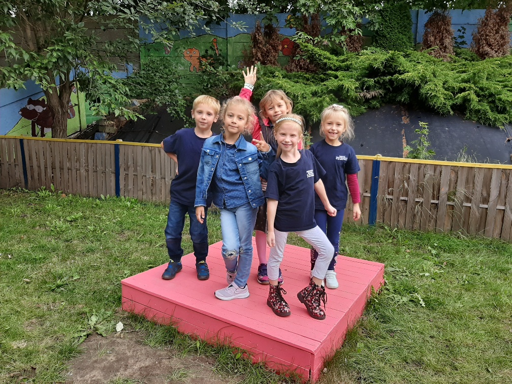 Pierwszaki na świeżym powietrzu