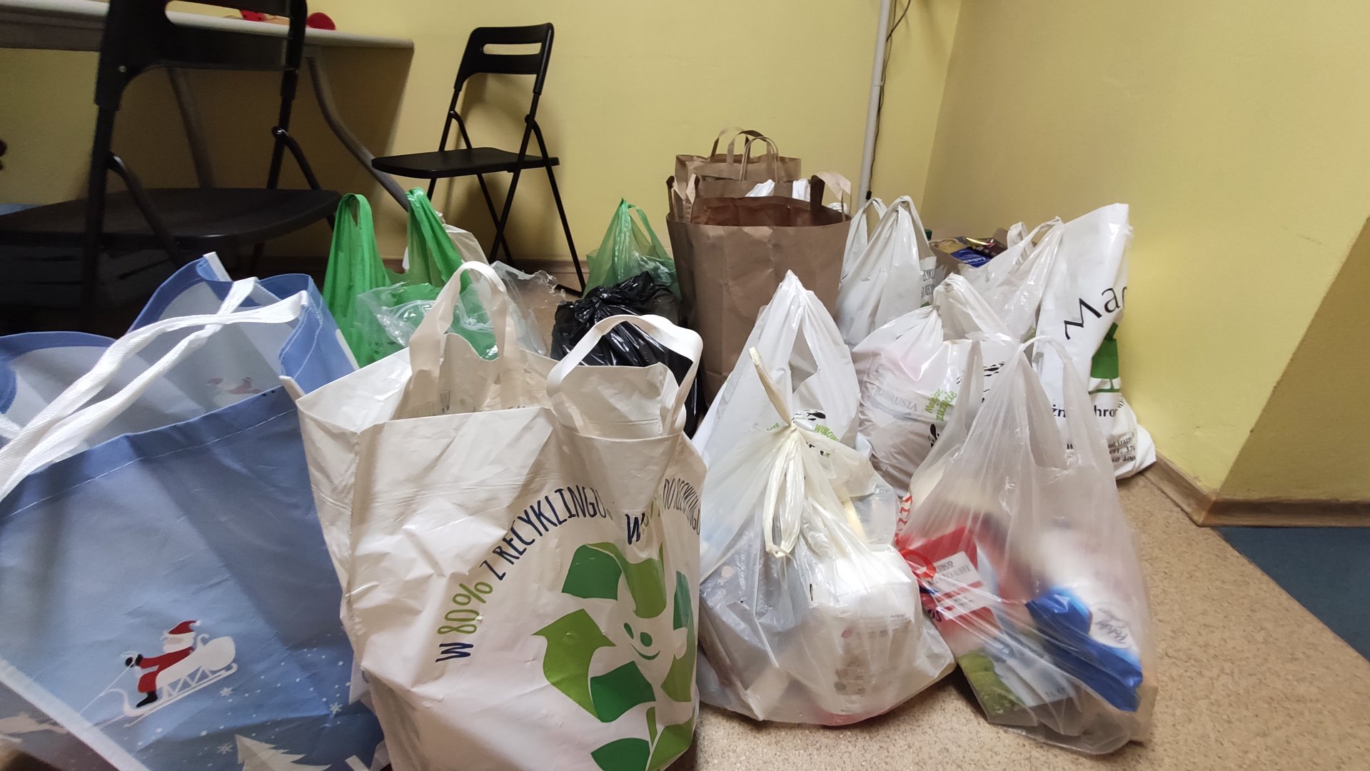 Świąteczna zbiórka darów dla najbardziej potrzebujących