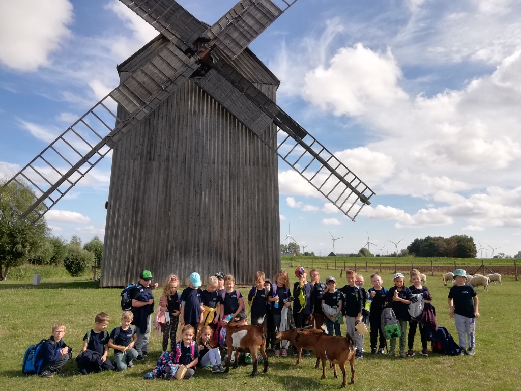 Wycieczka do zagrody edukacyjnej 