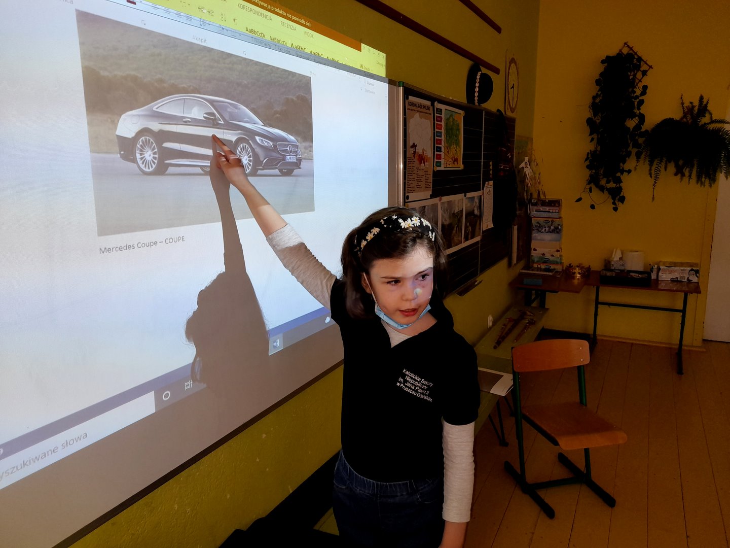 UCZEŃ W ROLI NAUCZYCIELA