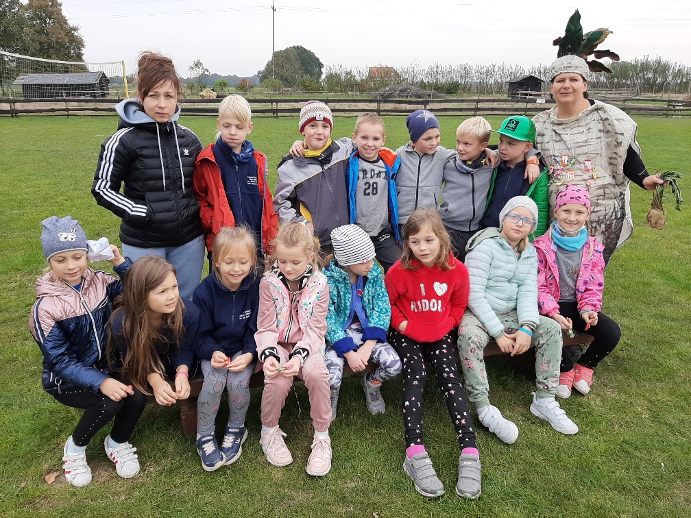 WYCIECZKA DO EKOLOGICZNO-EDUKACYJNEJ ZAGRODY