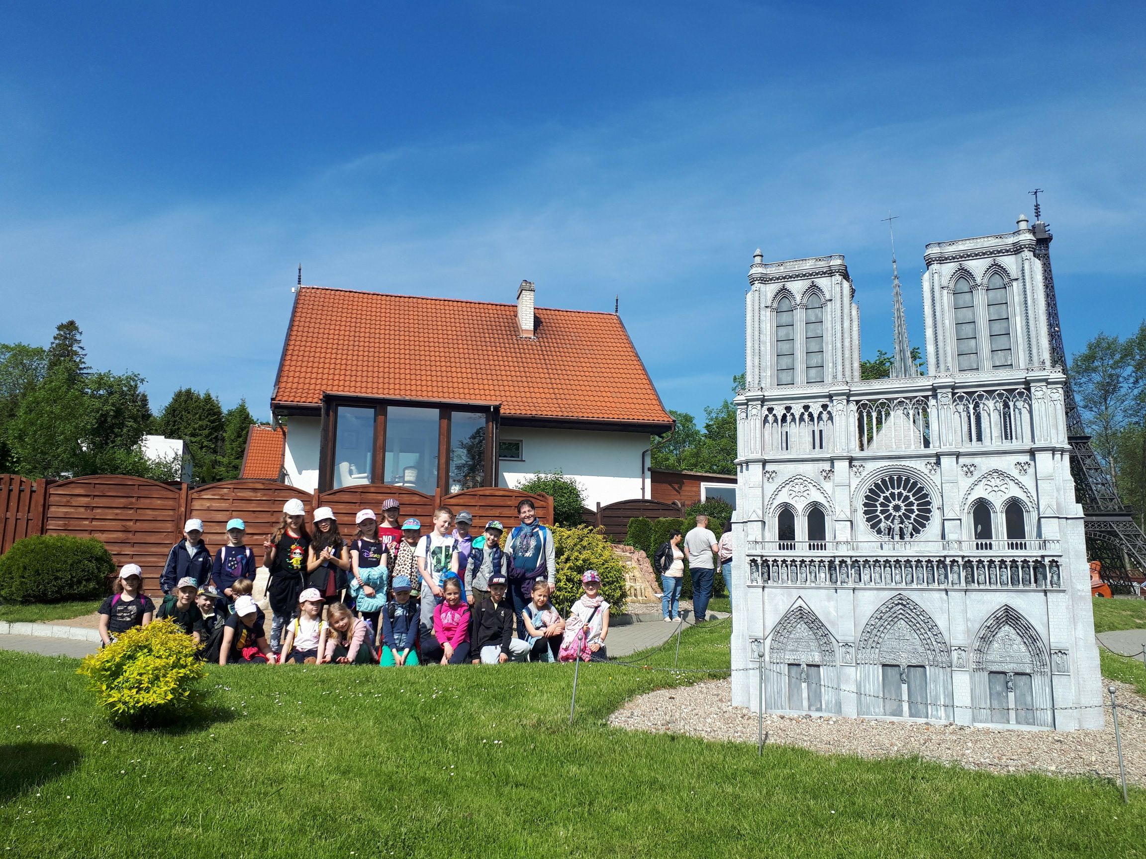 Wycieczka do Parku Miniatur i Gigantów