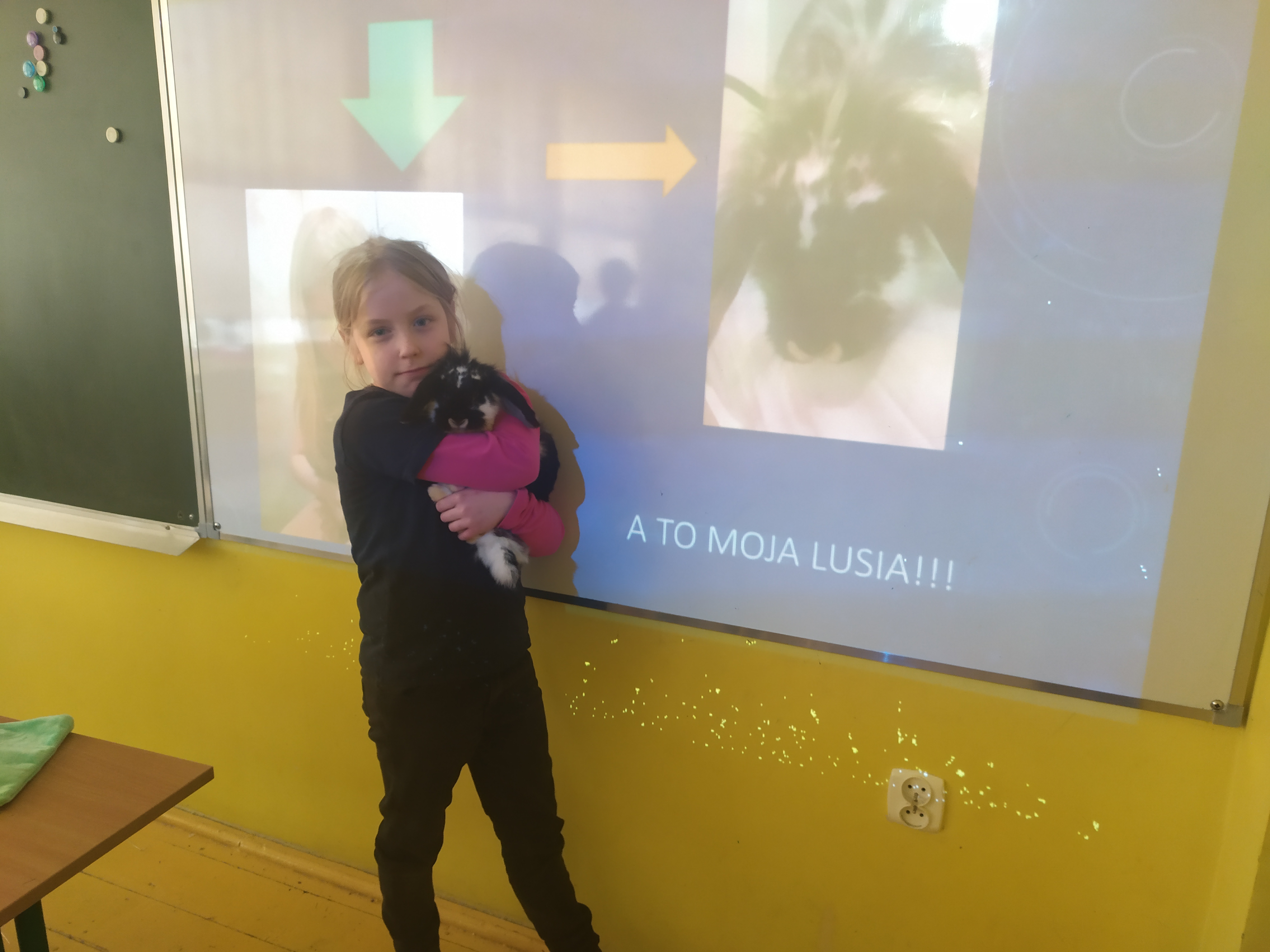 Ninka w roli naucztciela.