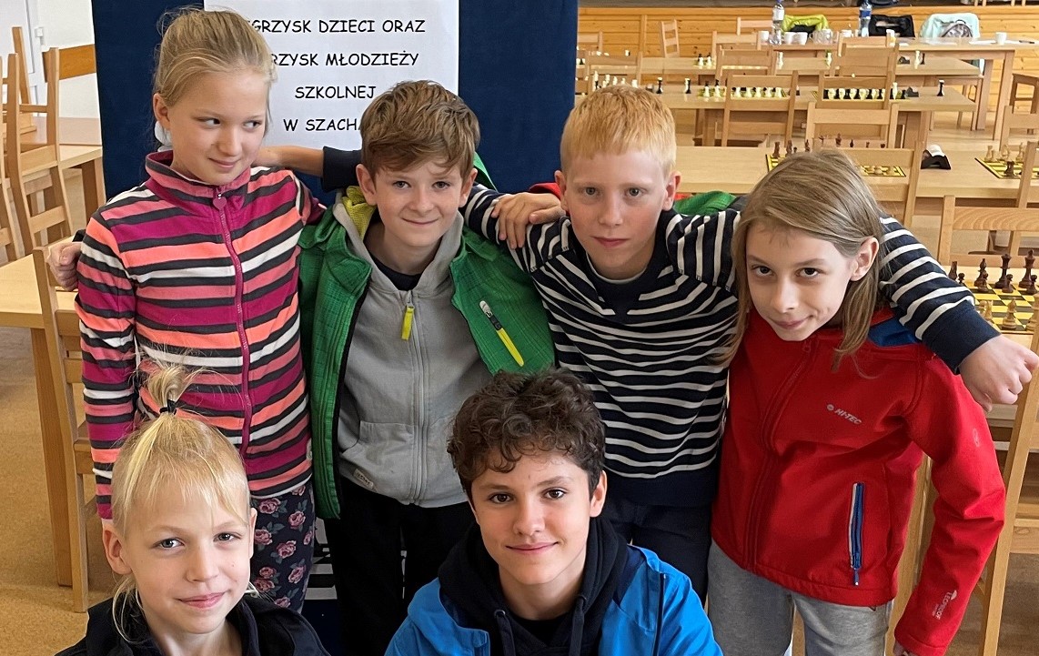 Sukces naszych szachistów w Półfinałach Wojewódzkich szachów drużynowych