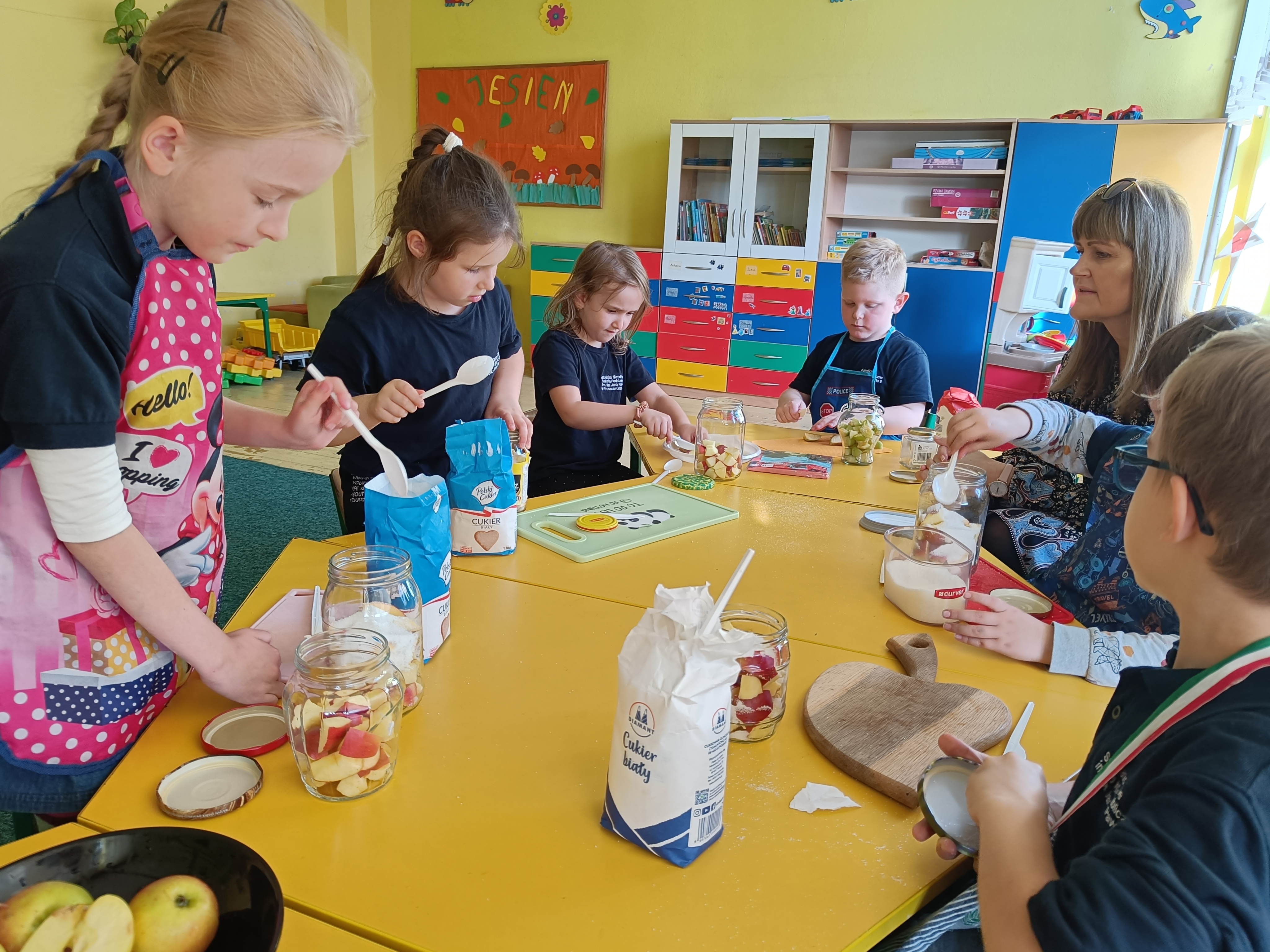 Zapasy na zimę - kompot jabłkowy