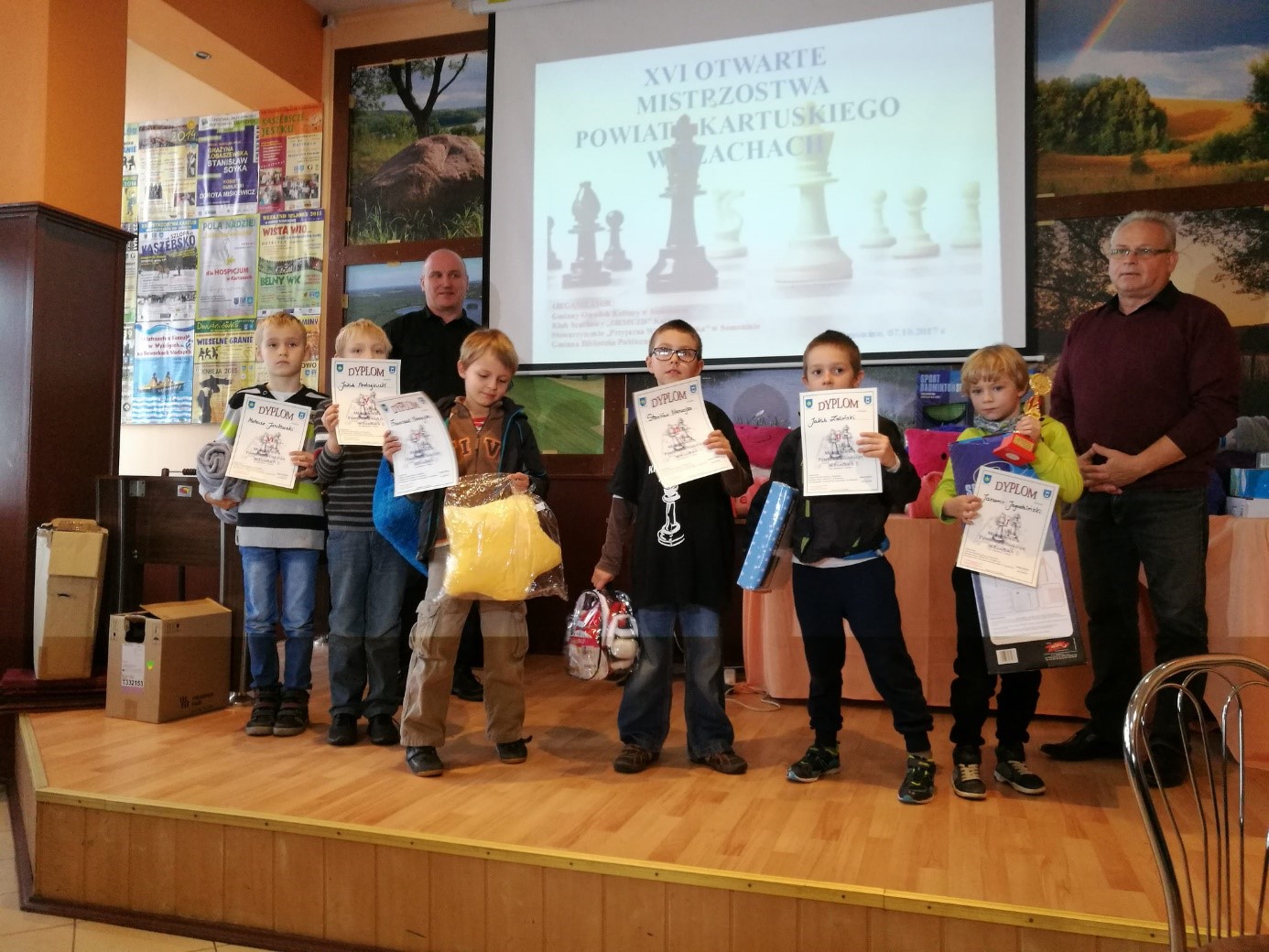 Entuzjaści królewskiej gry.